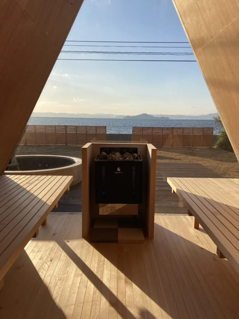 サウナストーブ