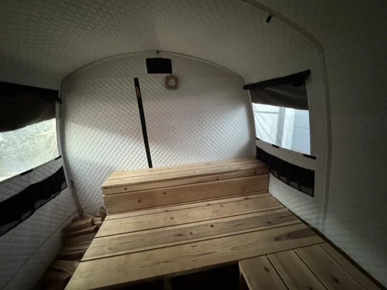 テント型の自宅サウナにMOKI薪ストーブMS30とチラー付き水風呂を導入