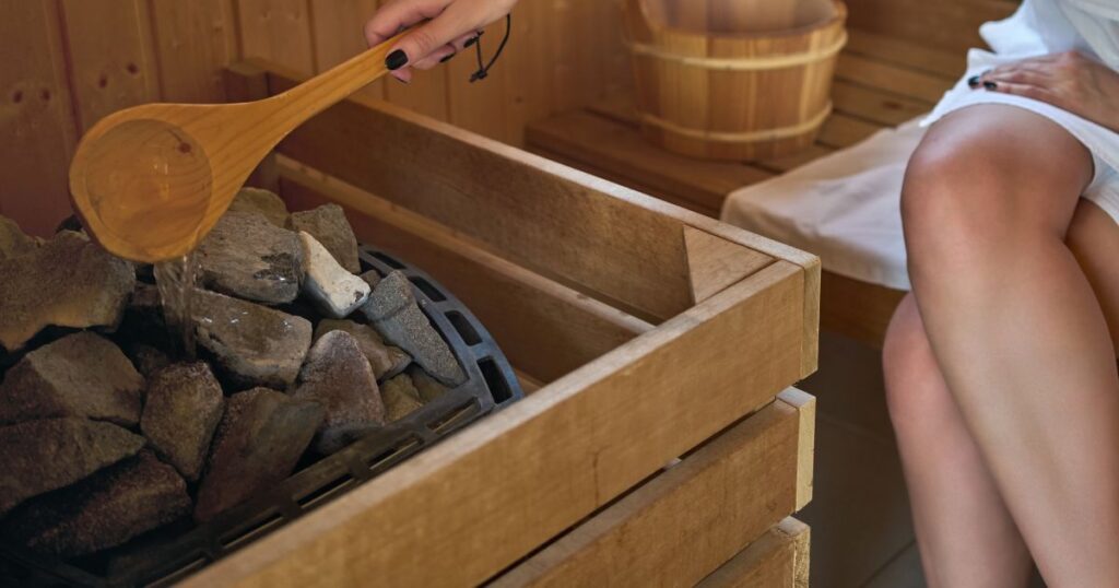 【結論】100V対応の電気サウナストーブでもロウリュは楽しめる