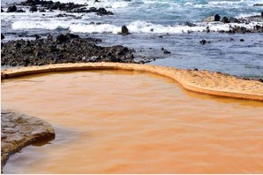 黄金崎不老ふ死温泉(深浦町)