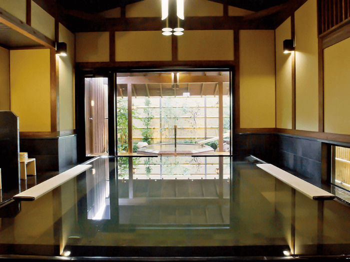 木造りの宿 橋津屋