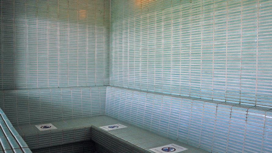 箱根 絶景日帰り温泉 龍宮殿本館（箱根町）