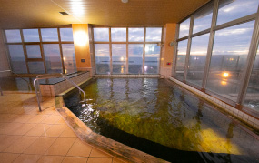 海辺の天然温泉 わたり温泉鳥の海（亘理町）