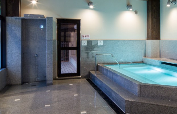 天然温泉 風の森 北陸小矢部店(小矢部市)