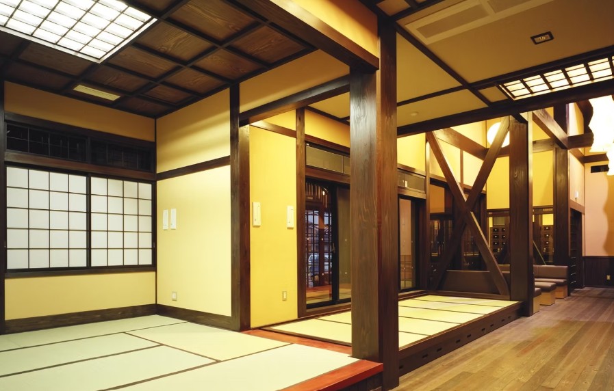 白峰温泉 総湯(白山市)