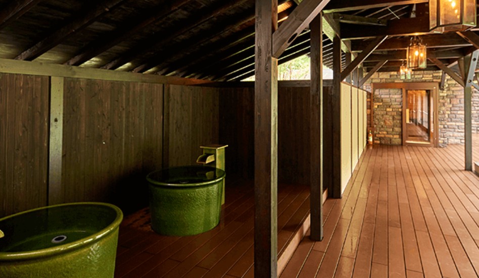 八風温泉(軽井沢町)