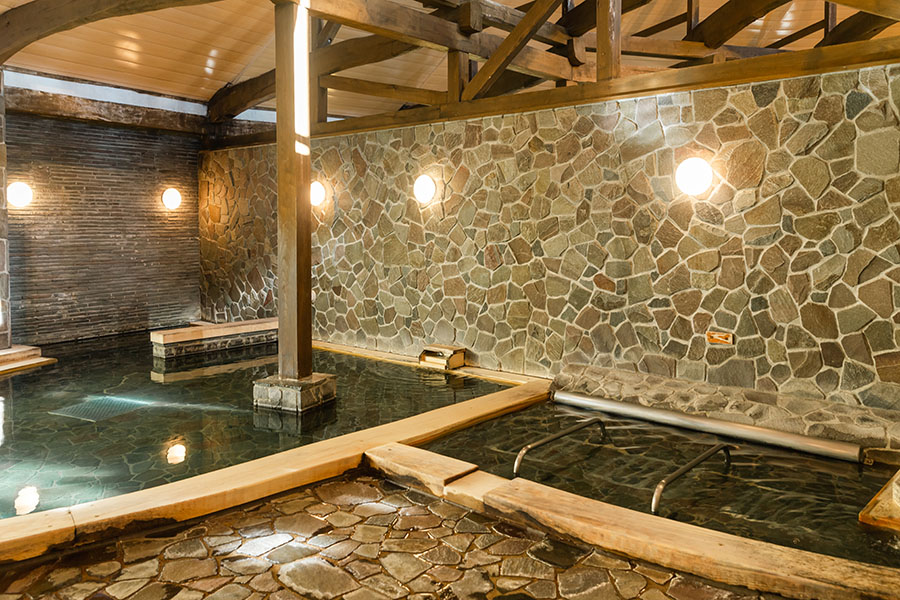 山中湖平野温泉・石割の湯(山中湖村)