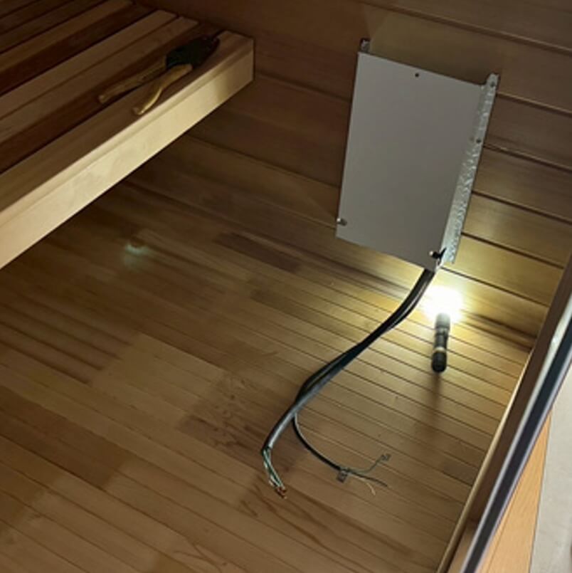 MUKU SAUNA STOVE　壁掛け金具