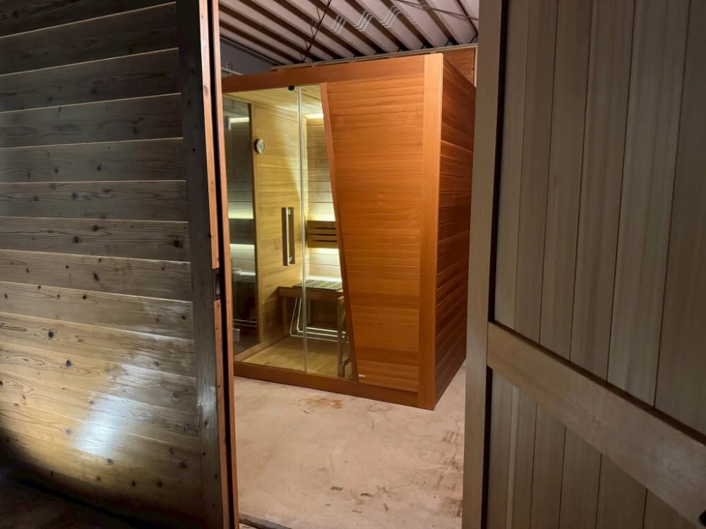 MUKU SAUNA STOVE　電気サウナストーブ 導入事例　一棟貸しヴィラ