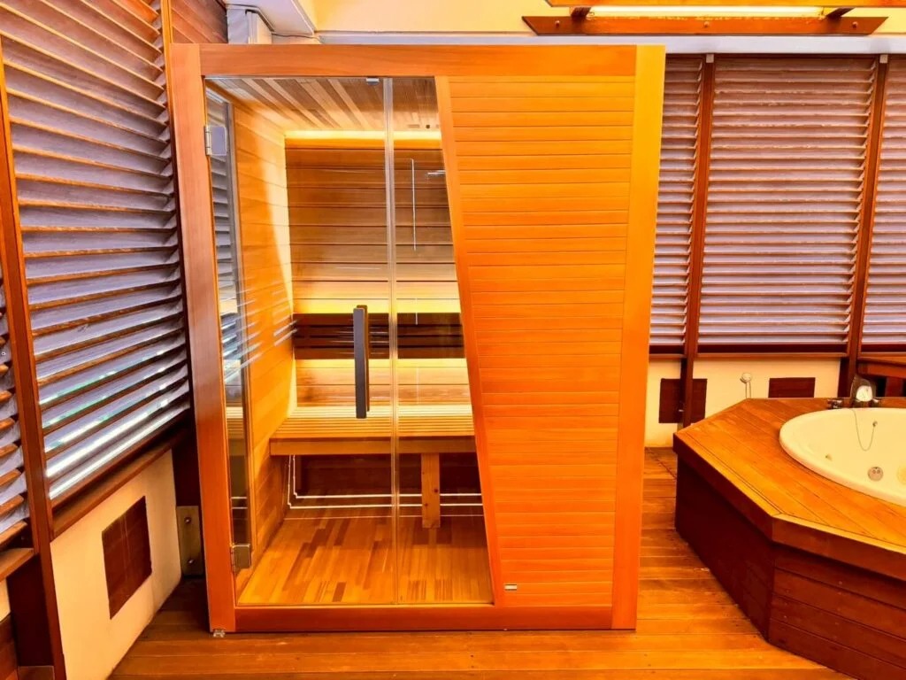 MUKU SAUNA STOVE　電気サウナストーブ 導入事例　ホテル