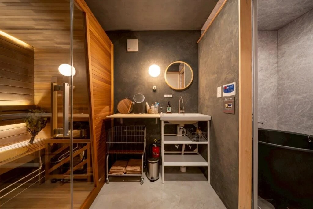 MUKU SAUNA STOVE　電気サウナストーブ 導入事例　民泊施設